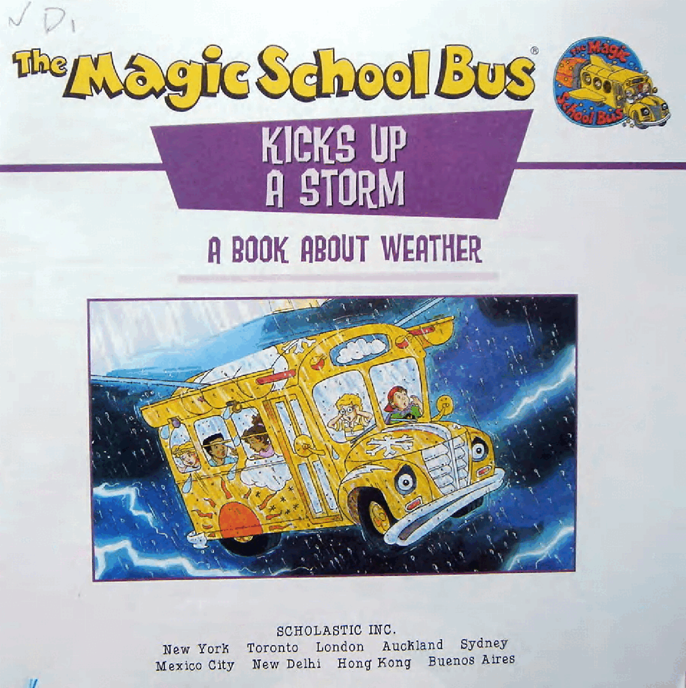 高清彩绘英文原版绘本The Magic School Bus - Kicks up a Storm.pdf,第2页预览