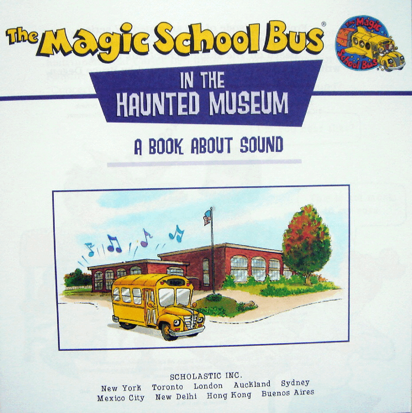 高清彩绘英文原版绘本The Magic Schoolbus - In the Haunted Museum.pdf，第2页预览